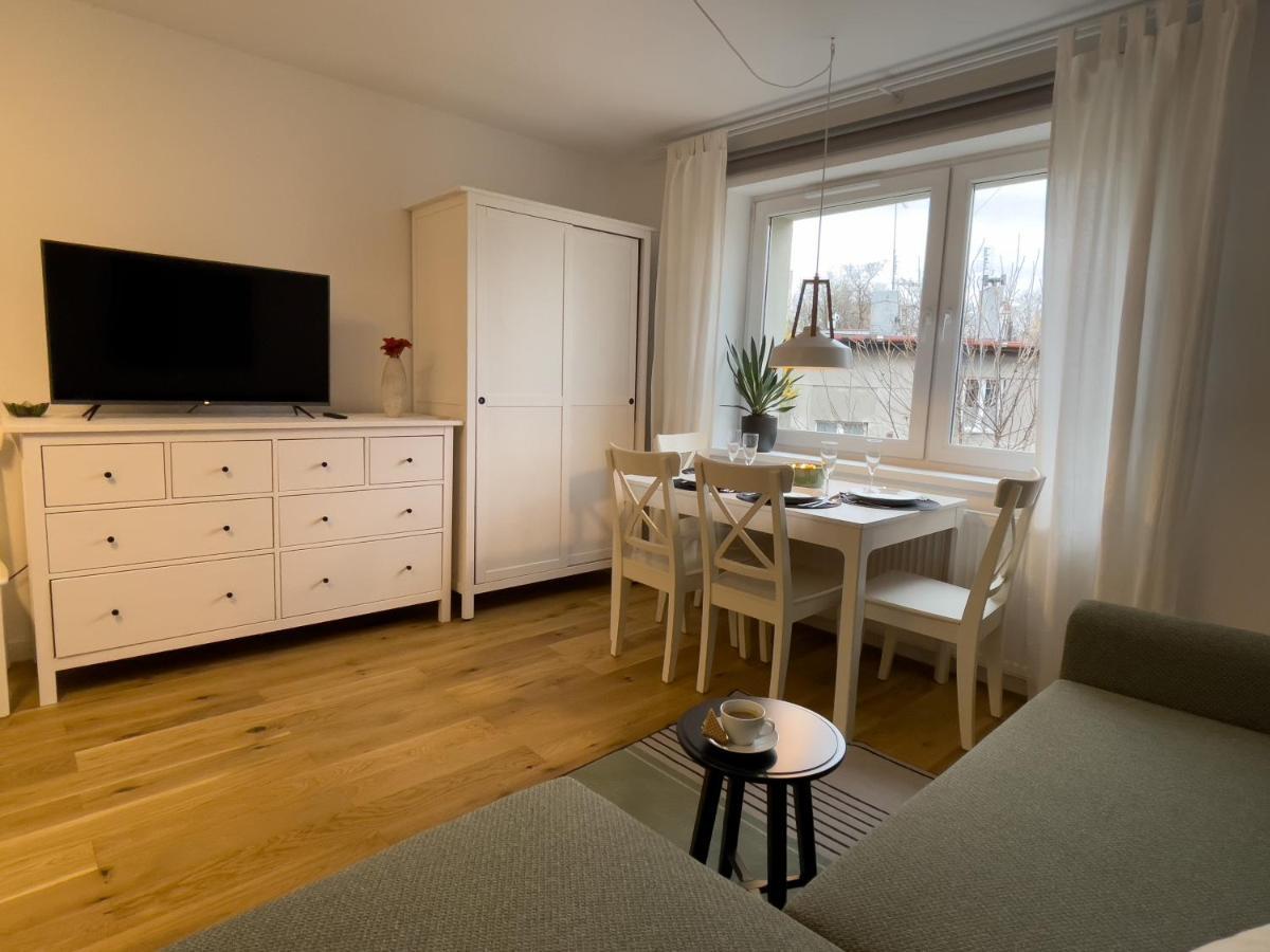 Urban Apartments Cosy No 4, Free Private Parking, Self Check-In Chorzów Exterior foto
